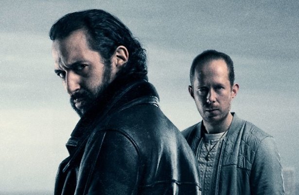 Paus (Achmed Akkabi)  Tatta (Robert de Hoog)